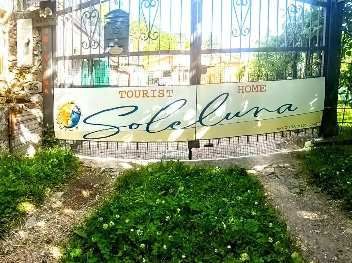 Soleluna Carro 0*,  Italia